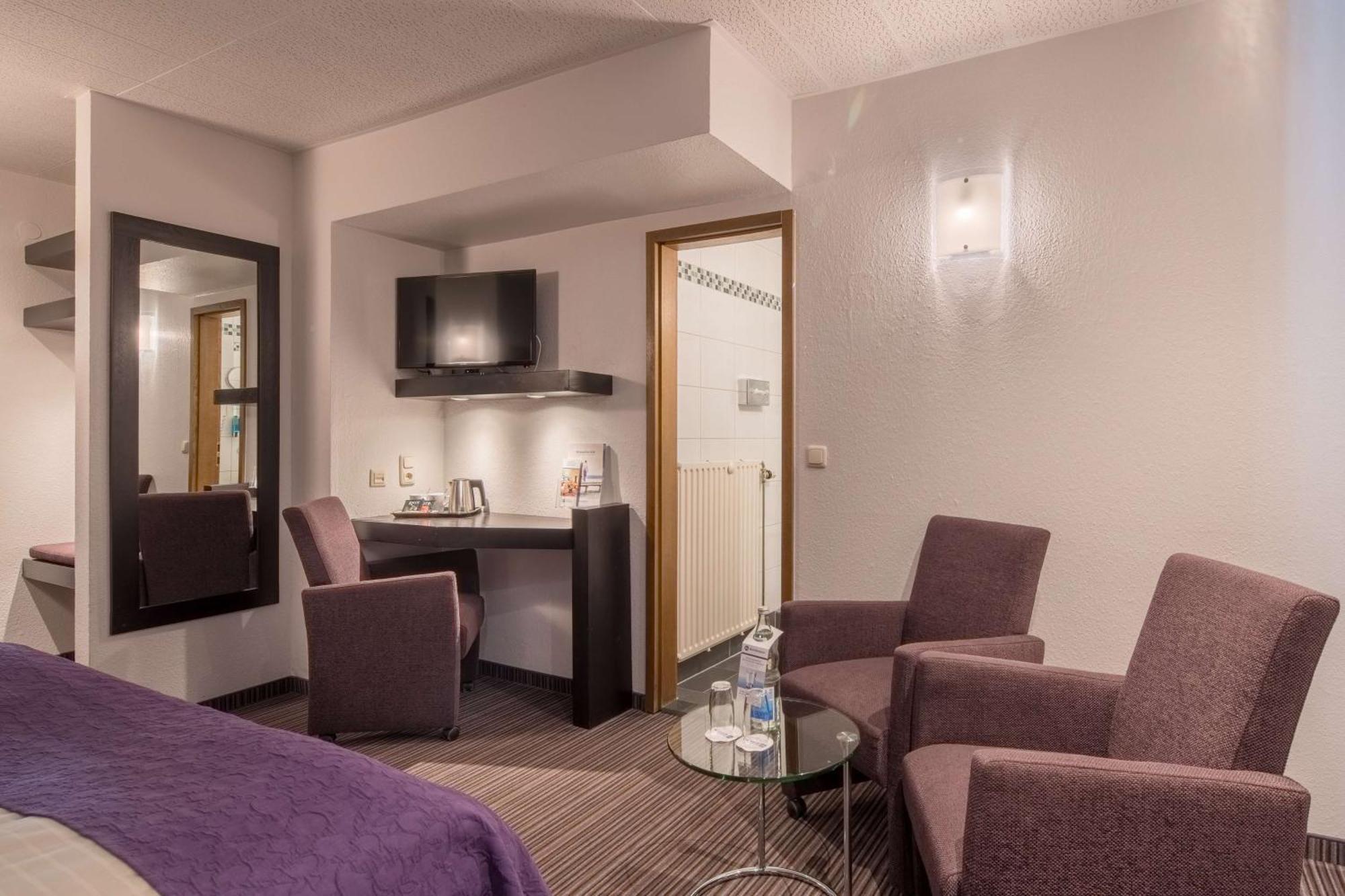 Best Western City Hotel ピルマゼンス エクステリア 写真