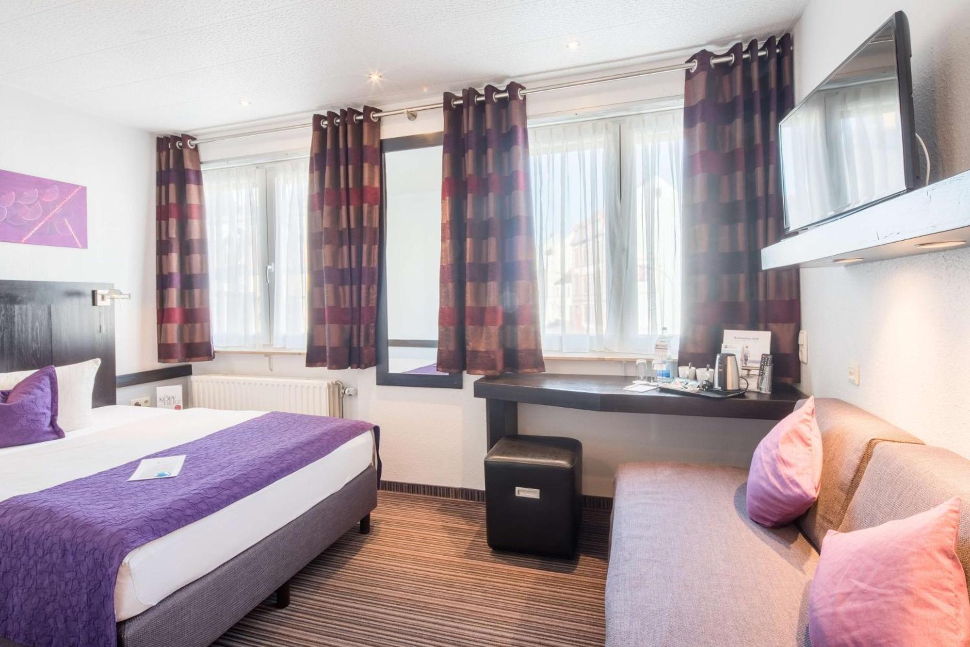 Best Western City Hotel ピルマゼンス エクステリア 写真